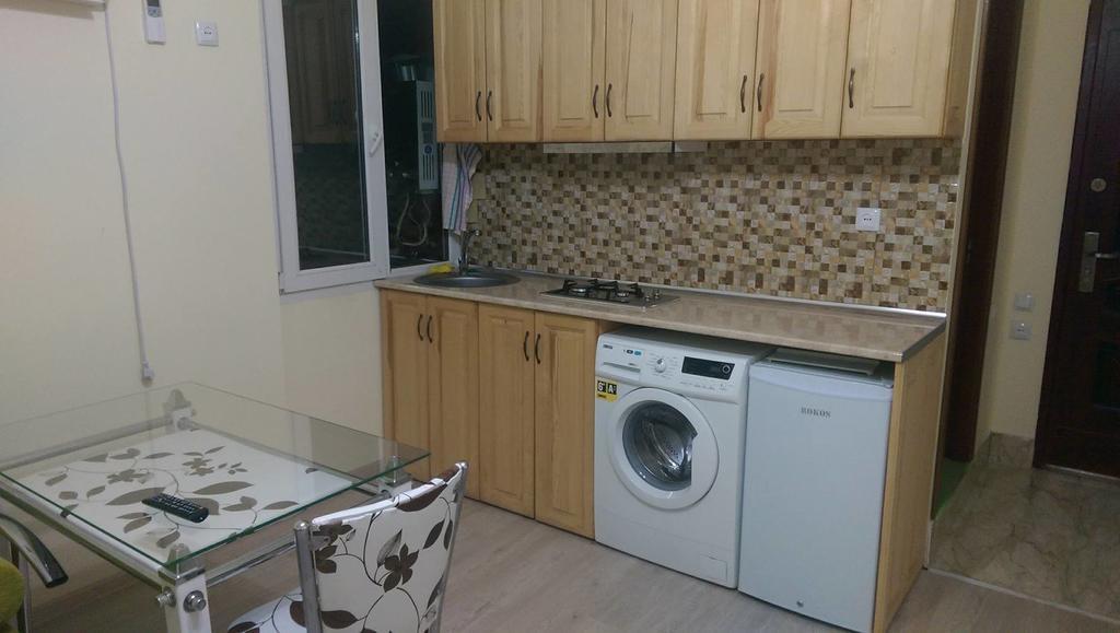 Apartments Komakhidze 68 باتومي المظهر الخارجي الصورة