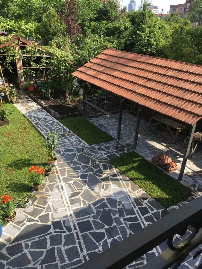 Apartments Komakhidze 68 باتومي المظهر الخارجي الصورة